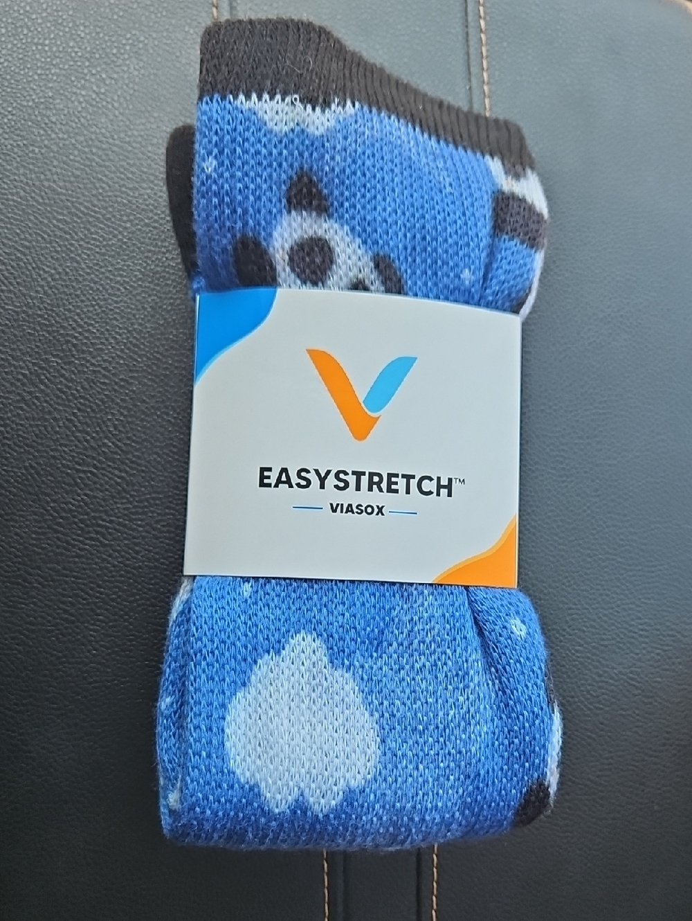 NWT Viasox Easystretch Sasquatch Panda Cloud Crew Sox Sz. M / L